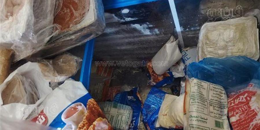 ضبط 1.7 طن من الأغذية الفاسدة والمنتهية الصلاحية في حملة صحية بمطروح