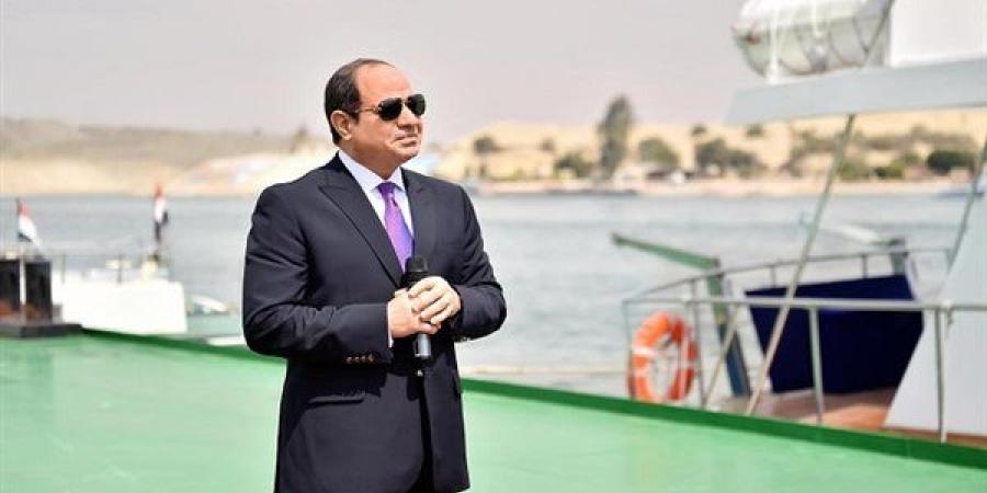 ثورة 30 يونيو.. السيسي يقود جهود إنقاذ الدولة وإعادة بناء مؤسساتها.. الانتقال من مرحلة مواجهة التحديات الوجودية إلى تشييد الجمهورية الجديدة.. وترسيخ الاستقرار وتحقيق التنمية الشاملة