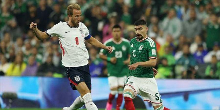 كينيونيس يقلص الفارق لمنتخب المكسيك أمام إنجلترا