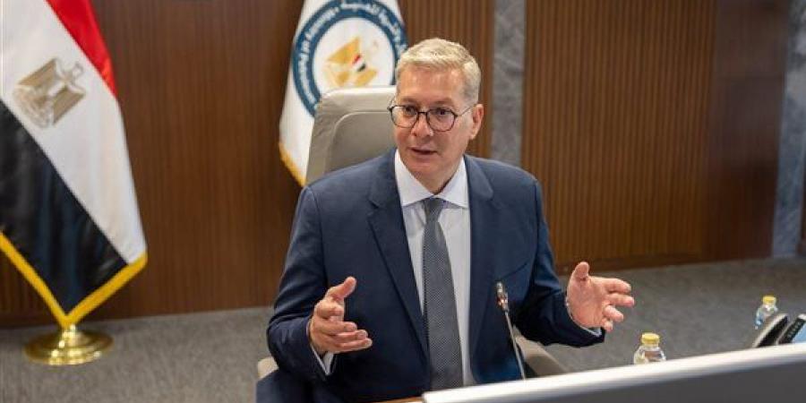 وزارة البترول تعلن عن فتح باب التقدم لاختيار مدير تنفيذي للذكاء الاصطناعي