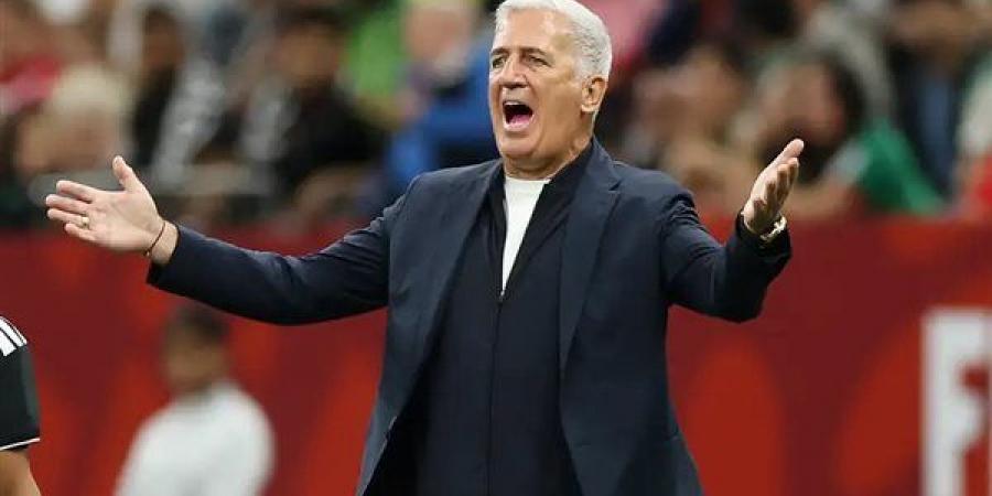 بيتكوفيتش يطلب 5 ملايين يورو لفسخ عقده مع منتخب الجزائر ويهدد باللجوء للفيفا