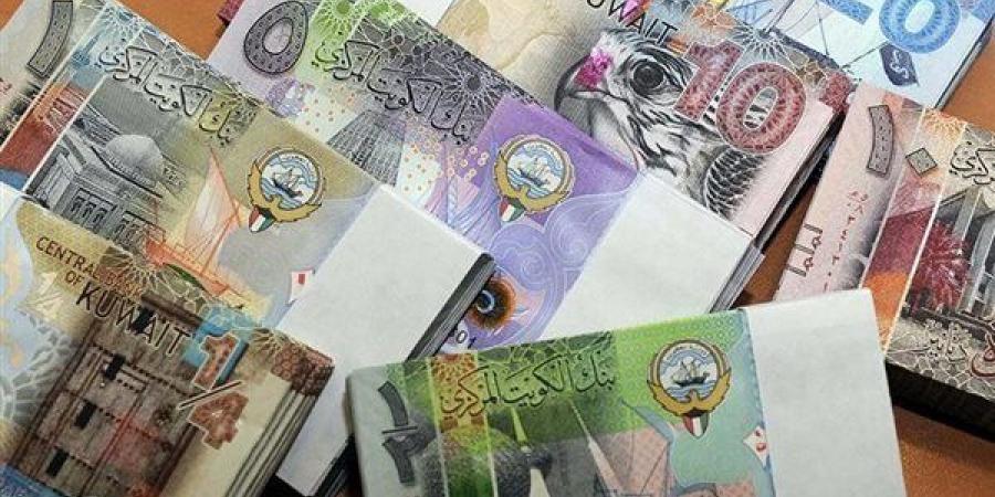 تعرف على سعر الدينار الكويتي مقابل الجنيه في 5 بنوك