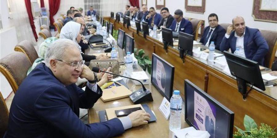 انطلاق البرنامج التدريبي للمرشحين لشغل منصب نائب رئيس جامعة