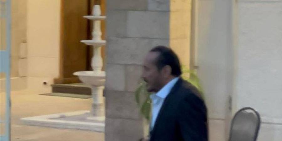 علي الحجار وأحمد فؤاد هنو ونادية مصطفى في عزاء هاني شنودة