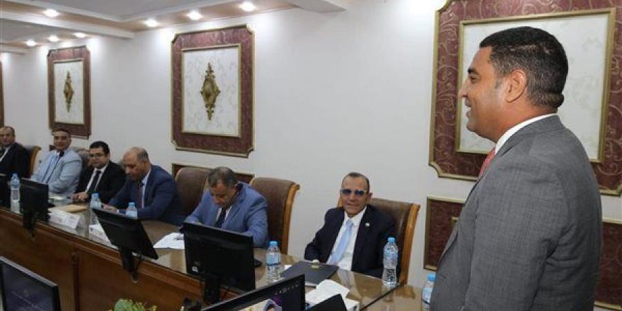 فعاليات اليوم الثالث لبرنامج إعداد المرشحين لشغل منصب نائب رئيس جامعة (صور)