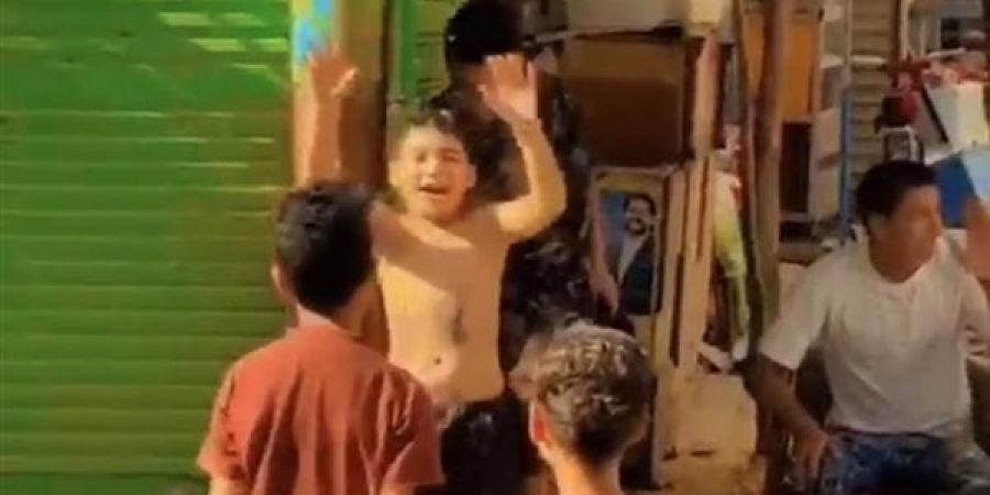 6 قرارات للنيابة في واقعة تركيب "دش استحمام" على عمود إنارة بالمحلة