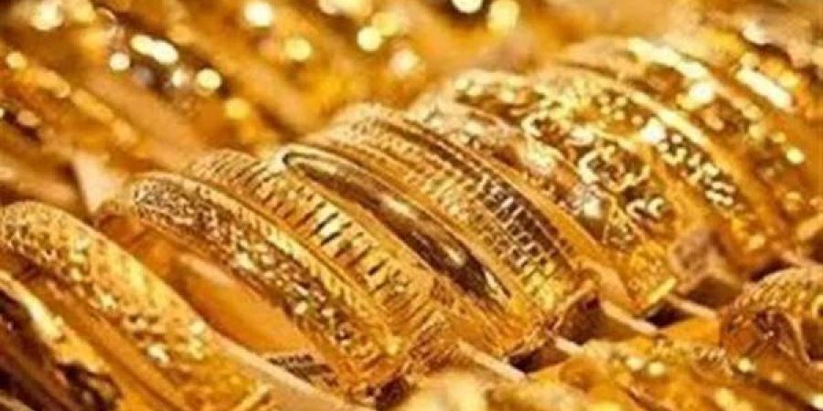 تفسير رؤية بيع الذهب في المنام وعلاقتها بالحزن والهموم