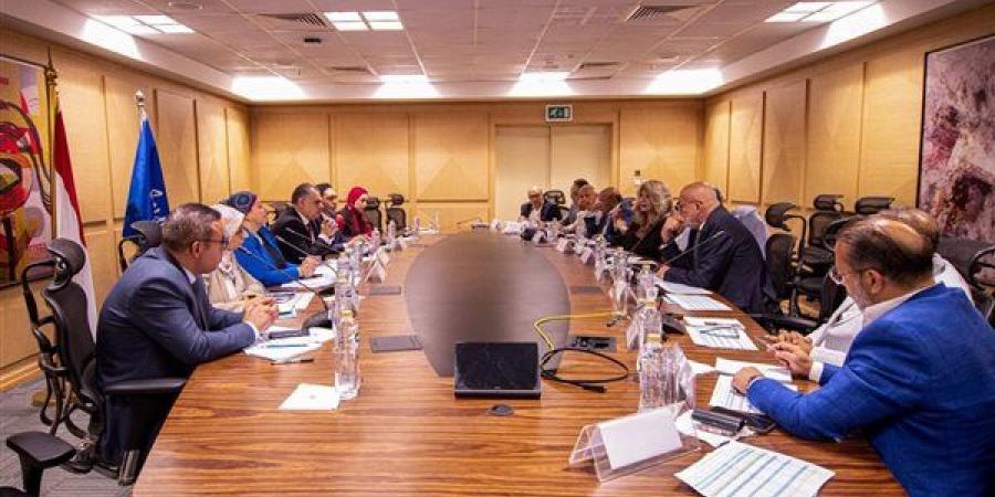 تنشيط السياحة تبحث خطة المشاركة في المعارض السياحية الدولية للعام المالي 2027/2026