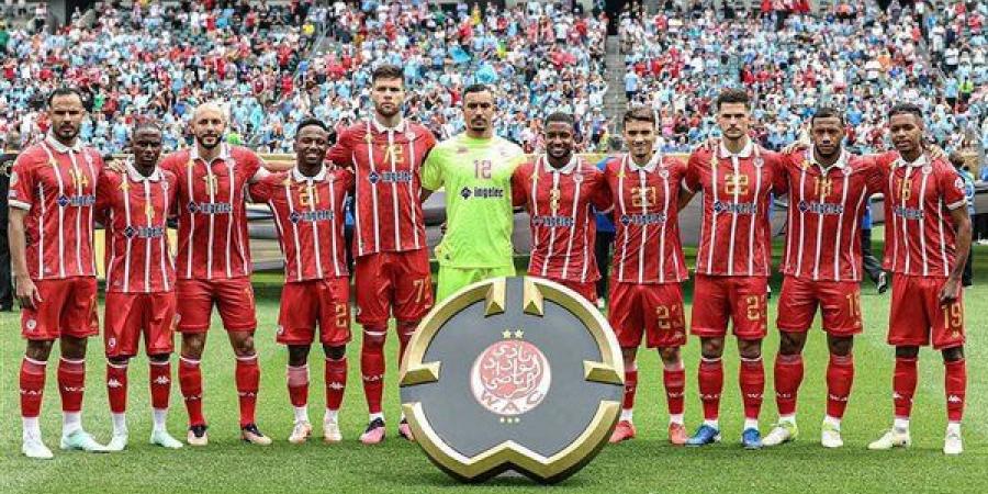 مدرب النصر السعودي السابق يقترب من تدريب الوداد المغربي