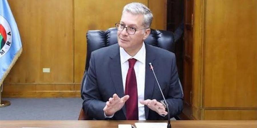 إنفاق بالملايين تحت المجهر، هل تحتاج تعاقدات لجنة العلاقات العامة بالبترول لمراجعة شاملة من الوزير؟