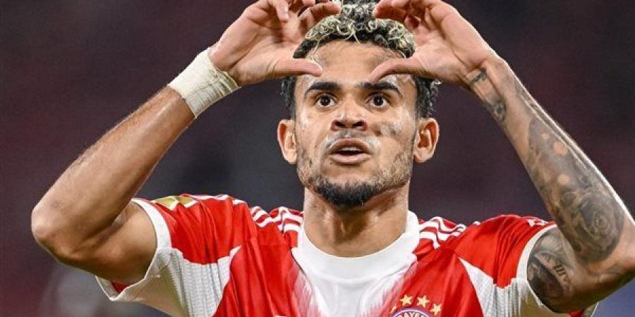 بايرن ميونخ ولويس دياز "إيد واحدة" ضد عرض الهلال السعودي