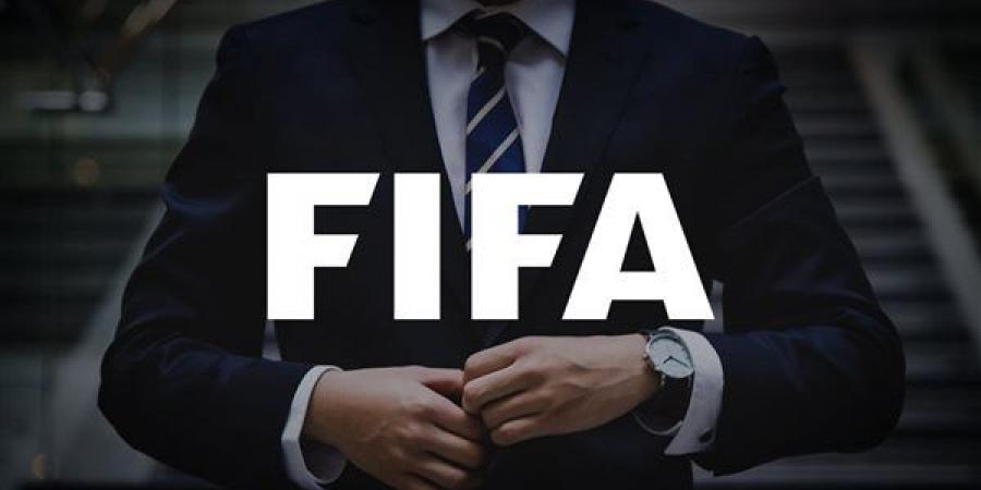 يويفا يقاطع بطولات الفيفا ويرفض بيع كأس العالم للمستثمرين