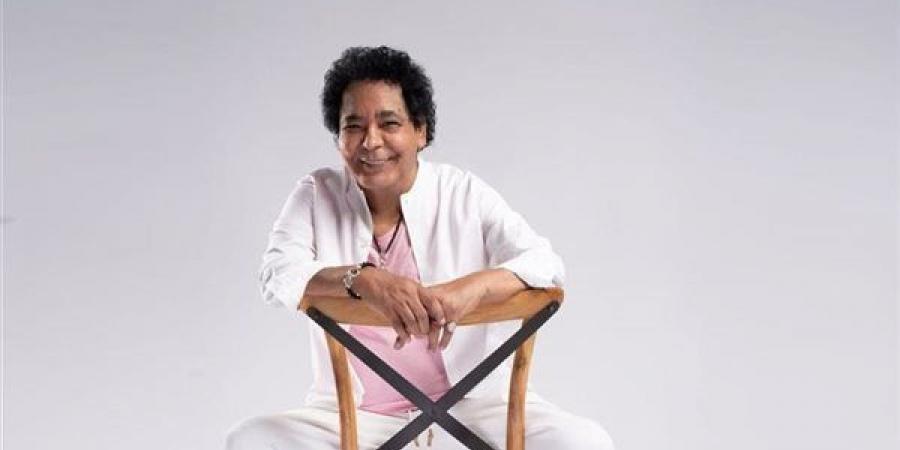 كواليس التحضيرات النهائية لألبوم محمد منير الجديد