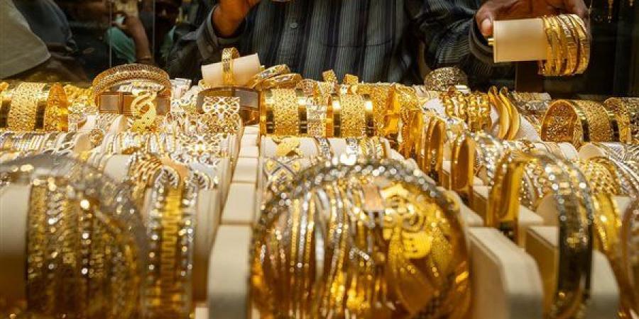 بعد موجة الارتفاعات، هل بدأ الذهب رحلة كسر الرقم القياسي أم فقاعة جديدة؟