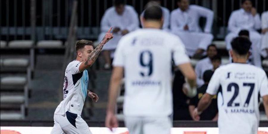 الهلال يكتسح الفيحاء بثلاثية نظيفة في الدوري السعودي