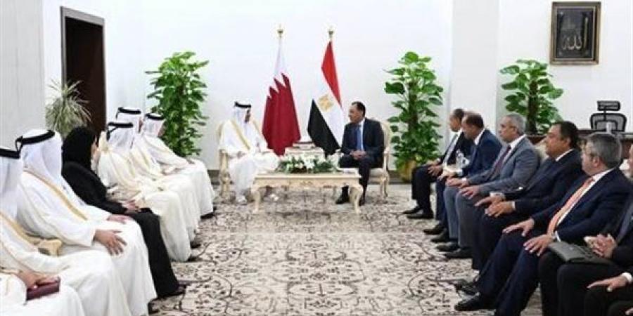 رئيس الوزراء يبحث مع نظيره القطري سبل تعزيز التعاون في المجالات المختلفة