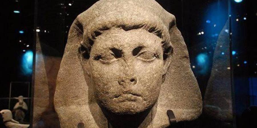 زي النهارده 47 ق.م، كليوباترا تنصب قيصرون على عرش مصر، الطفل الذي أرعب روما وأنهى حكم البطالمة