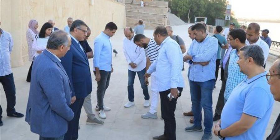 محافظ قنا يتابع تنفيذ مشروع تطوير مرسى دندرة السياحي (صور)