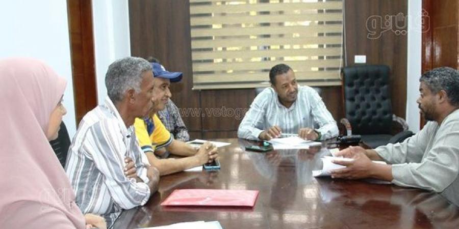 لقاءات جماهيرية بمراكز ومدن أسوان للاستماع لمطالب المواطنين (صور)