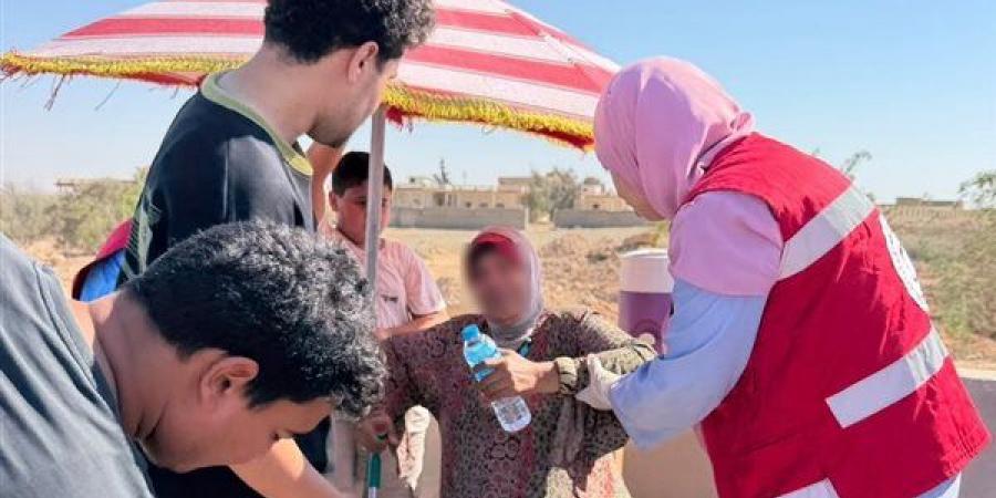 انقلاب أتوبيس بعد اصطدامه بحفار في مطروح والهلال الأحمر يوجه فرق طوارئ لموقع الحادث