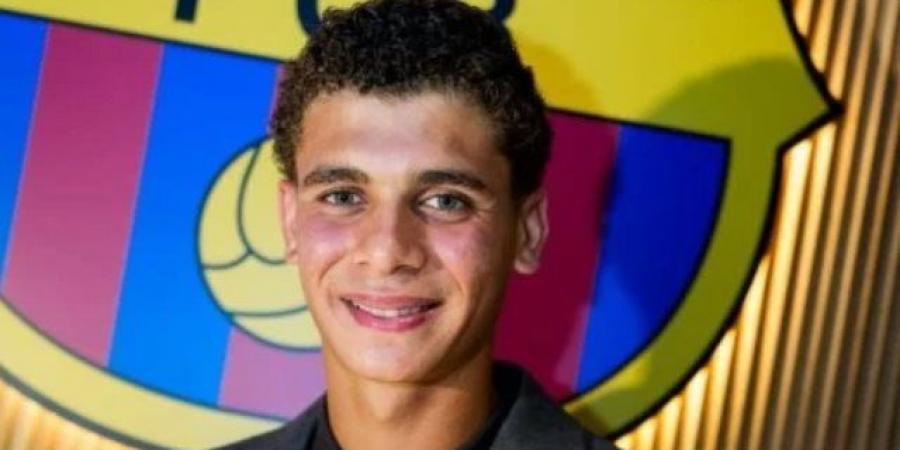 حمزة عبد الكريم يتلقى هدية مميزة من برشلونة بعد العقد الجديد