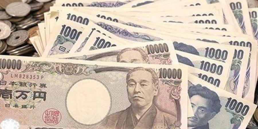 تراجع سعر الين الياباني مقابل الجنيه في البنوك المصرية مساء اليوم الأربعاء