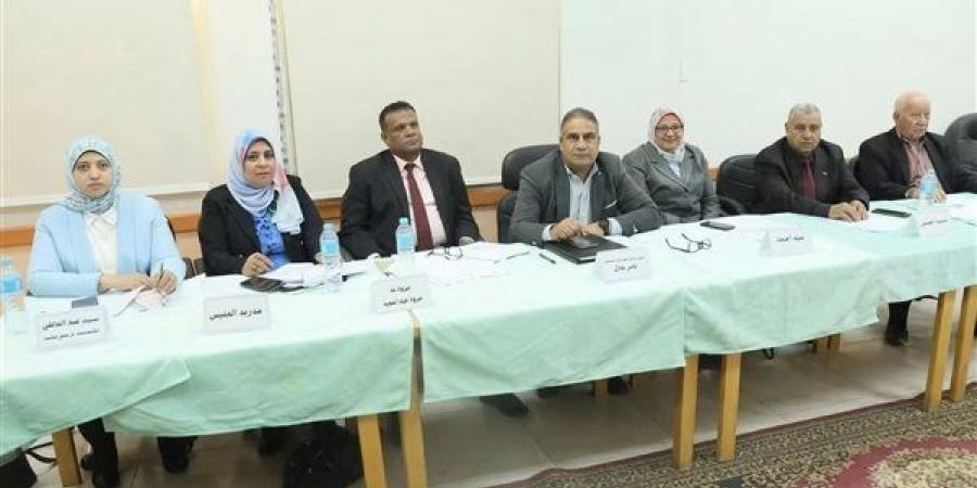 تعليم الوادي الجديد يجري اختبارات المتقدمين للوظائف القيادية
