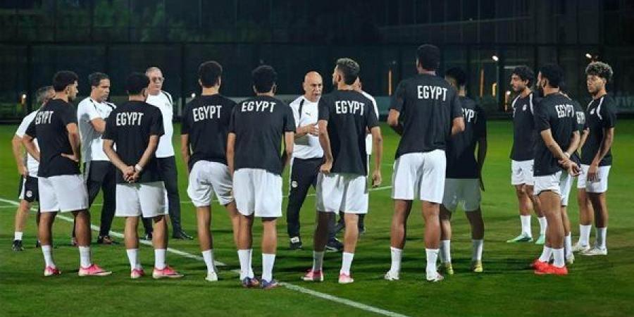 منتخب مصر ينهي مرانه الأساسي قبل مواجهة أنجولا بتصفيات أمم أفريقيا (فيديو)