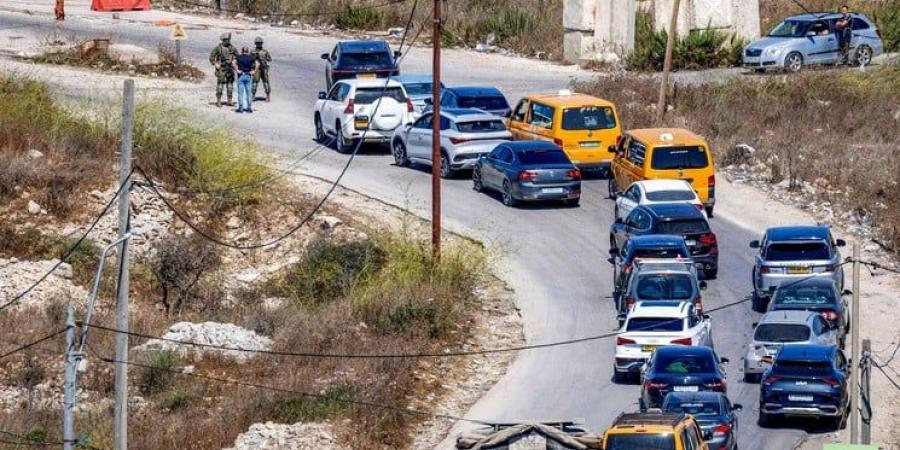 الاحتلال يواصل إغلاق المداخل الرئيسية لمحافظة رام الله والبيرة منذ 3 أيام على التوالي… ويعزز حصاره في محافظة جنين